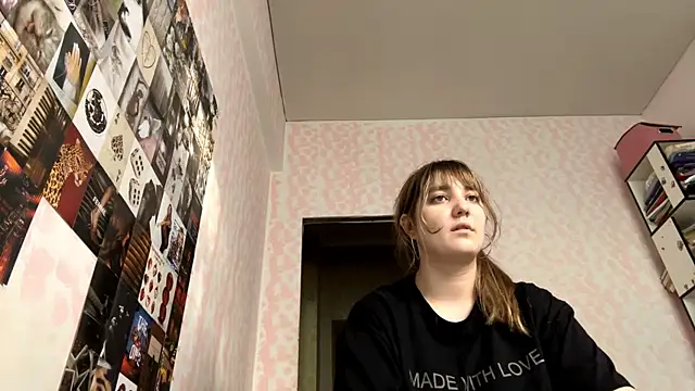 Snapshot of JanineThielman chatting on July 8, 11:58 am JanineThielman online show from July 8, 11:58 am