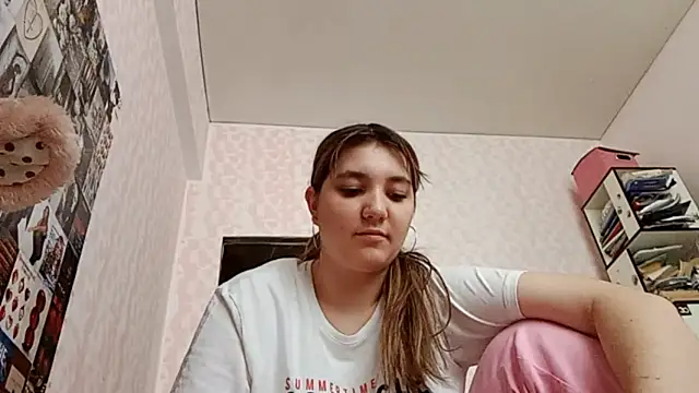 Snapshot of JanineThielman chatting on July 11, 6:38 am JanineThielman online show from July 11, 6:38 am