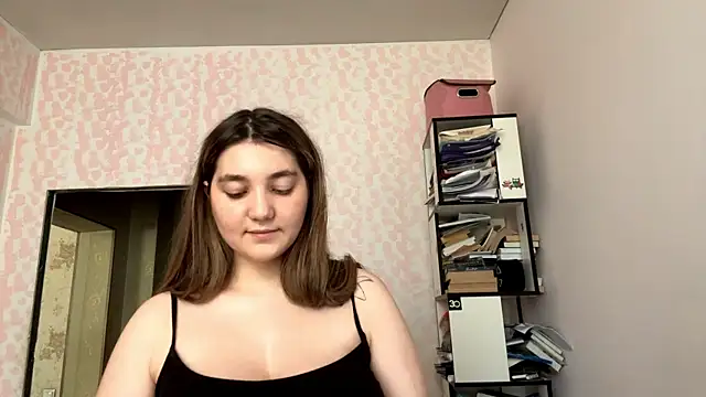 Snapshot of JanineThielman chatting on July 20, 9:23 am JanineThielman online show from July 20, 9:23 am