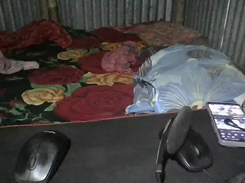 Snapshot of BestDick2910 chatting on March 8, 6:50 am BestDick2910 online show from March 8, 6:50 am