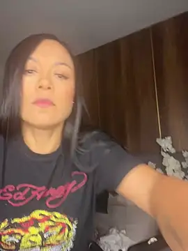 Tiffanyy Lam online show from February 27, 10:21 pm