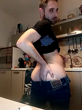 Snapshot of secret_secret1 chatting on March 5, 10:39 pm secret secret1 online show from March 5, 10:39 pm