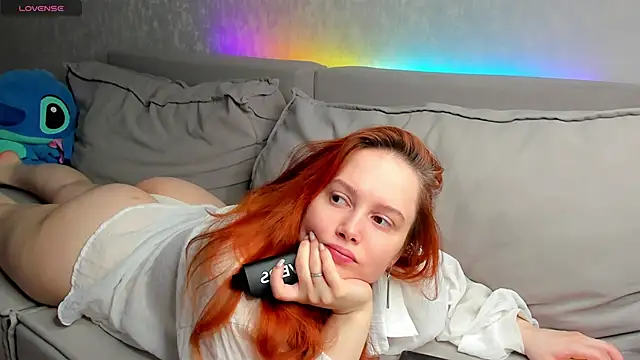 Snapshot of Amazing_mood chatting on April 23, 8:24 am Amazing mood online show from April 23, 8:24 am