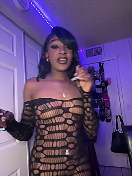 MidnightChanel online show from March 7, 9:39 am