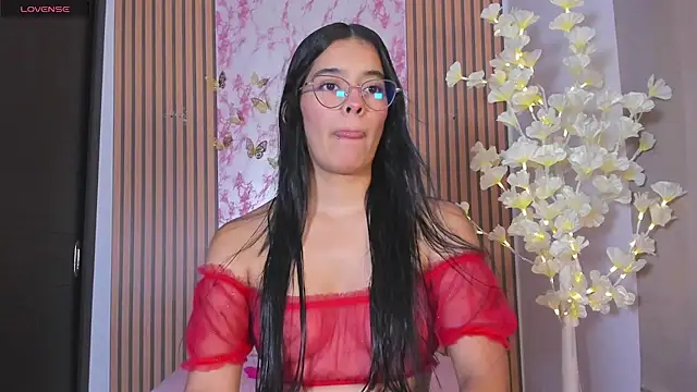 Snapshot of Isaa-queen chatting on June 12, 7:46 pm Isaa-queen online show from June 12, 7:46 pm