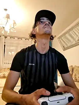 JestingSense online show from March 4, 8:04 pm