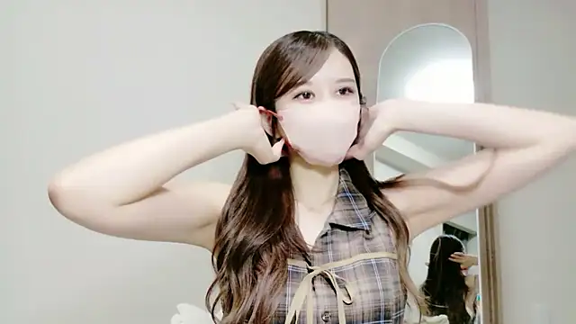 Snapshot of ranchan__ chatting on May 7, 1:05 pm ranchan online show from May 7, 1:05 pm