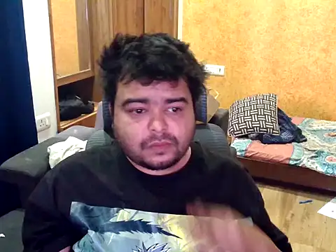 Snapshot of skey321 chatting on February 25, 5:28 am skey321 online show from February 25, 5:28 am