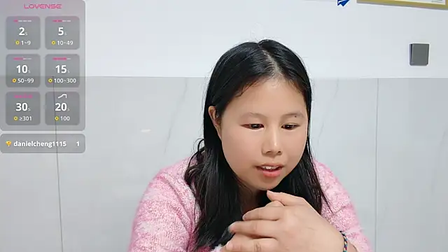 Hannah-33 online show from February 25, 10:03 am