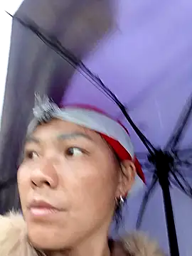 Snapshot of elen8800 chatting on March 8, 2:04 am elen8800 online show from March 8, 2:04 am