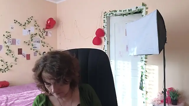 Snapshot of Miss_Amberr chatting on March 18, 4:59 am Miss Amberr online show from March 18, 4:59 am