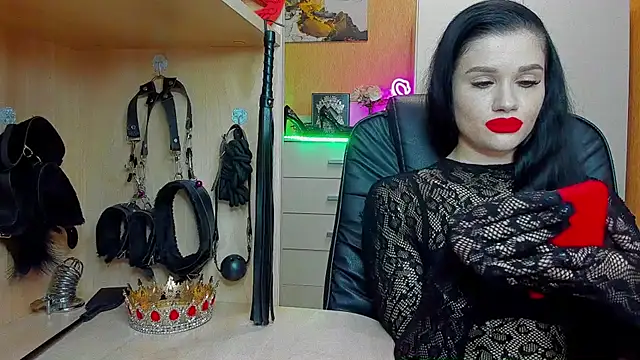 KristiTopxx online show from February 22, 8:07 pm