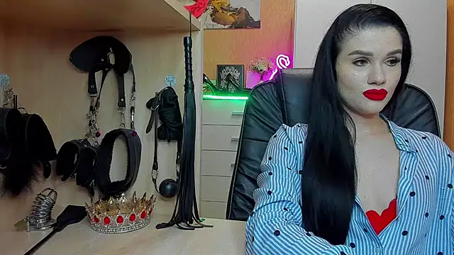 Snapshot of KristiTopxx chatting on May 18, 6:03 pm KristiTopxx online show from May 18, 6:03 pm
