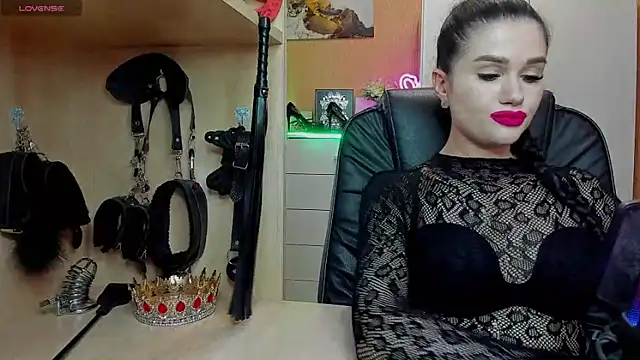 Snapshot of KristiTopxx chatting on June 9, 6:08 pm KristiTopxx online show from June 9, 6:08 pm