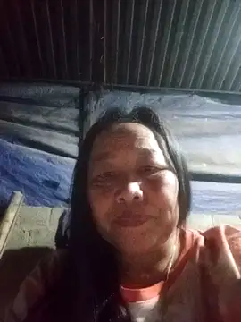 Snapshot of heesuu11 chatting on February 25, 12:48 pm heesuu11 online show from February 25, 12:48 pm