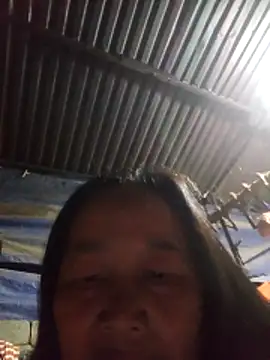 Snapshot of heesuu11 chatting on March 6, 12:56 pm heesuu11 online show from March 6, 12:56 pm