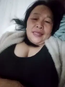 Snapshot of heesuu11 chatting on March 10, 9:09 pm heesuu11 online show from March 10, 9:09 pm