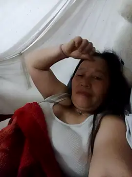 Snapshot of heesuu11 chatting on March 12, 10:05 pm heesuu11 online show from March 12, 10:05 pm