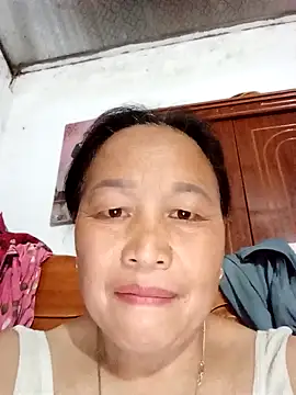 Snapshot of heesuu11 chatting on March 29, 12:21 am heesuu11 online show from March 29, 12:21 am