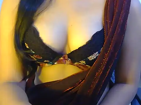 Snapshot of strip_sunshine chatting on August 2, 5:06 am strip sunshine online show from August 2, 5:06 am