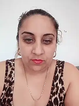 I amXenox online show from March 9, 8:18 am