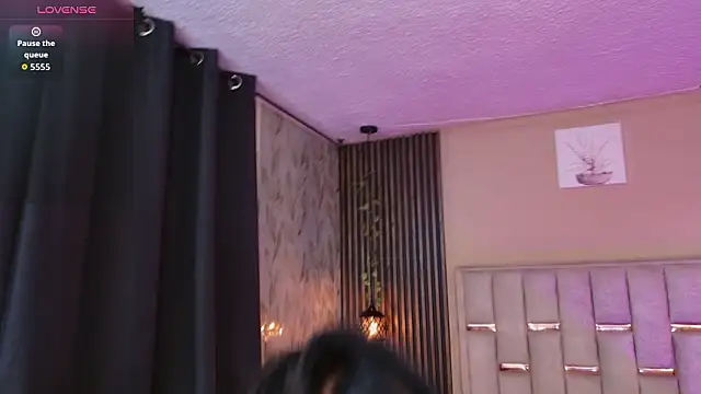 Emma Clair online show from March 17, 2:09 pm