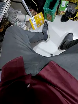 Snapshot of skynct2007 chatting on February 23, 2:47 pm skynct2007 online show from February 23, 2:47 pm