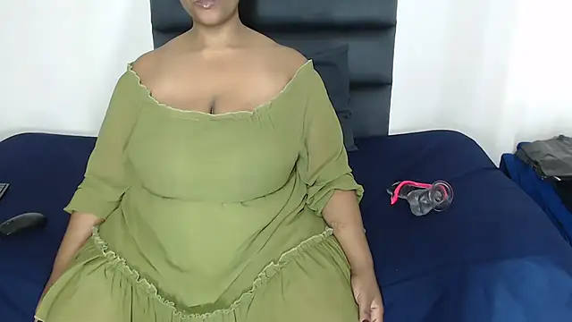 Snapshot of Ldidii chatting on July 19, 12:47 am Ldidii online show from July 19, 12:47 am
