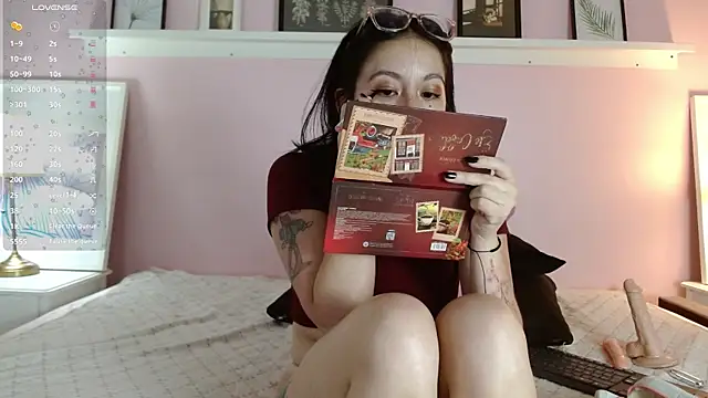 Snapshot of Abigailladyy chatting on July 7, 11:36 am Abigailladyy online show from July 7, 11:36 am