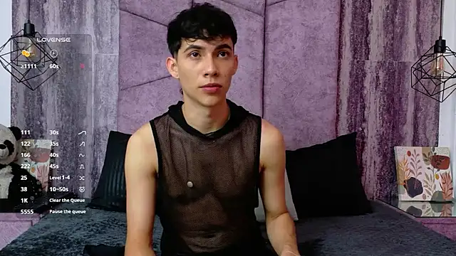 AronTawers online show from June 17, 7:26 pm