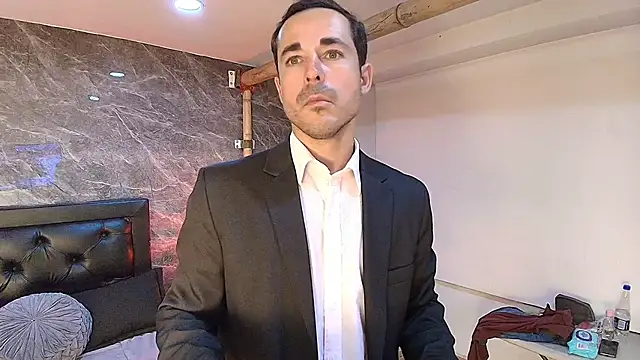 Adams Sanz online show from May 26, 7:10 pm