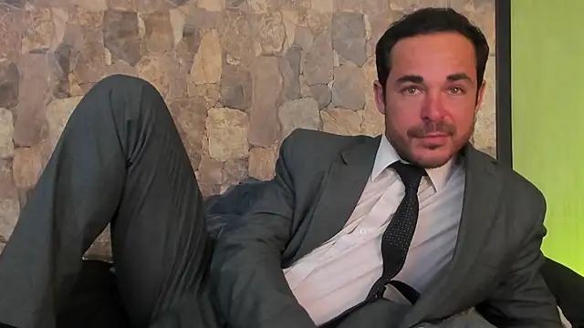 Adams Sanz online show from June 13, 7:17 am