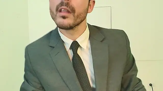 Adams Sanz online show from June 17, 9:49 pm