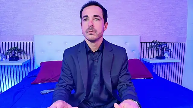 Adams Sanz online show from June 26, 7:29 pm