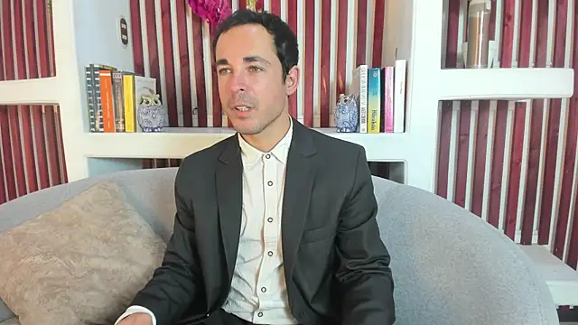 Adams Sanz online show from July 2, 8:04 pm