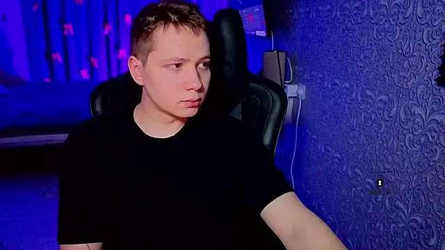 Karl Night  online show from March 3, 5:19 pm