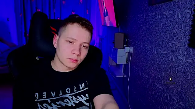 Karl Night  online show from March 9, 5:17 pm