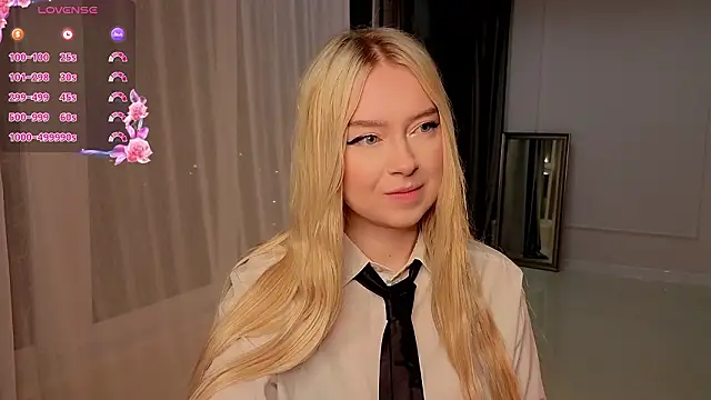 ChristinBland online show from March 15, 10:16 pm