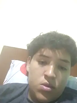 Tomboyhot77 online show from March 10, 7:02 am