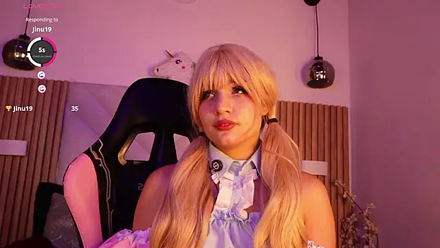 Shiori hime online show from March 8, 4:55 pm