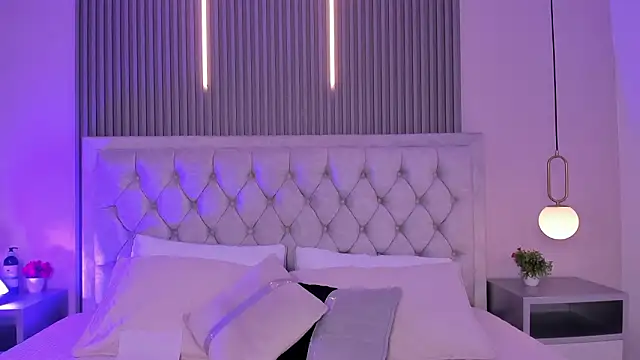 Valeria cute18 online show from March 12, 8:37 pm