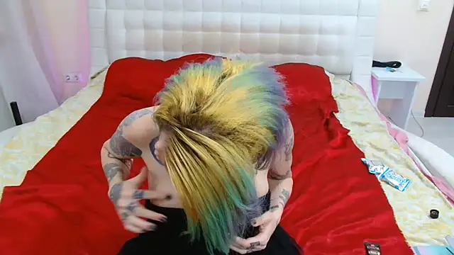 Snapshot of Tasty_Zombie chatting on May 15, 6:59 pm Tasty Zombie online show from May 15, 6:59 pm