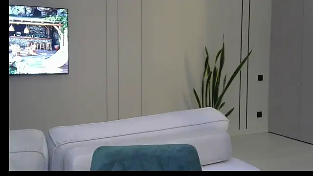 Kleotempt online show from April 29, 4:55 pm