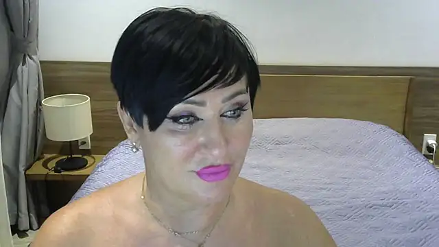Snapshot of Kleotempt chatting on July 24, 4:27 pm Kleotempt online show from July 24, 4:27 pm