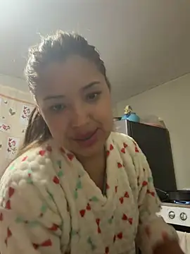 Snapshot of RubiaMorena chatting on March 3, 3:23 am RubiaMorena online show from March 3, 3:23 am
