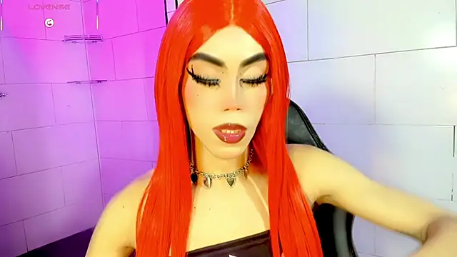 Snapshot of Gema_Jones_ chatting on May 16, 7:34 pm Gema Jones online show from May 16, 7:34 pm