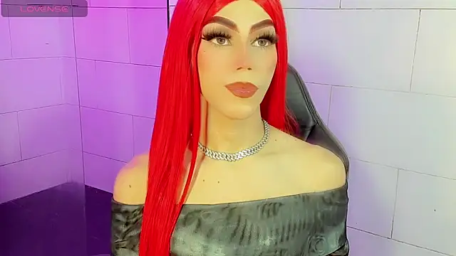 Snapshot of Gema_Jones_ chatting on May 26, 7:32 pm Gema Jones online show from May 26, 7:32 pm