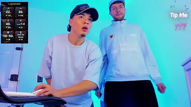 alex and christhoper online show from March 2, 7:59 am