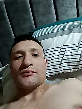 Snapshot of elsultanexotico chatting on March 5, 2:51 am elsultanexotico online show from March 5, 2:51 am