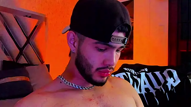 Snapshot of Vincentblack chatting on March 8, 5:55 am Vincentblack online show from March 8, 5:55 am